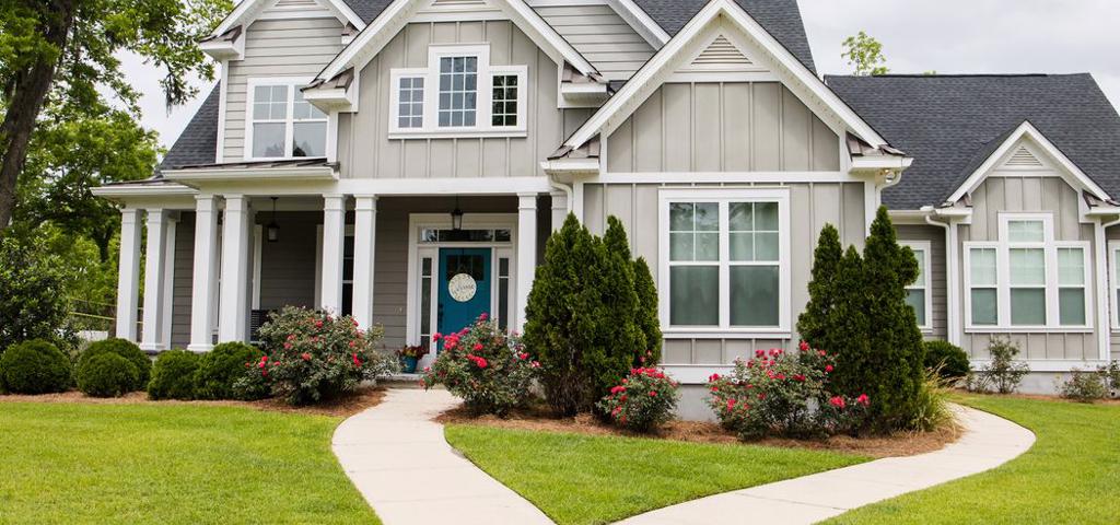 Zillow: Οι αξίες των κατοικιών στις ΗΠΑ μειώθηκαν για πρώτη φορά από το 2012 Zillow: Οι αξίες των κατοικιών στις ΗΠΑ μειώθηκαν για πρώτη φορά από το 2012